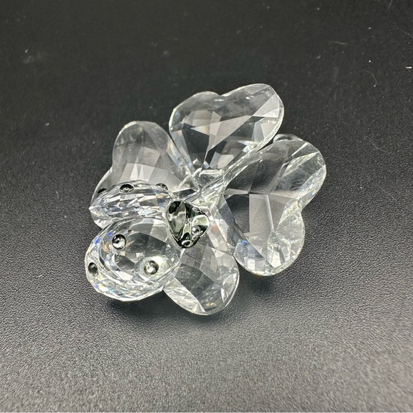 Swarovski Ladybird on Four-Leaf Clover Figurine – Retired 2016 – With Box - Picture 11 of 15
